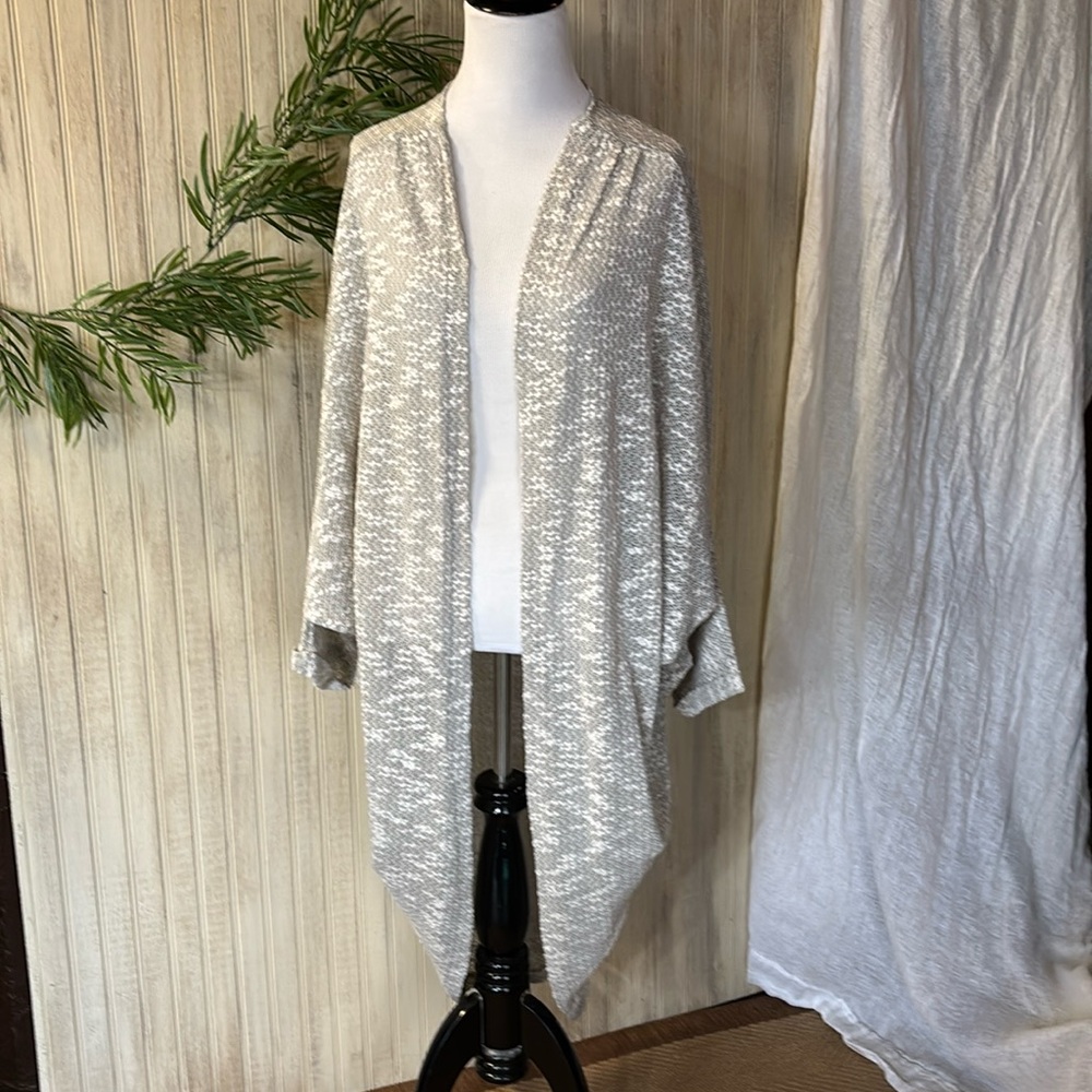 Free People Cardigan Womens One Size Tan White Knit 3/4 Dolman Sleeves, NWOT